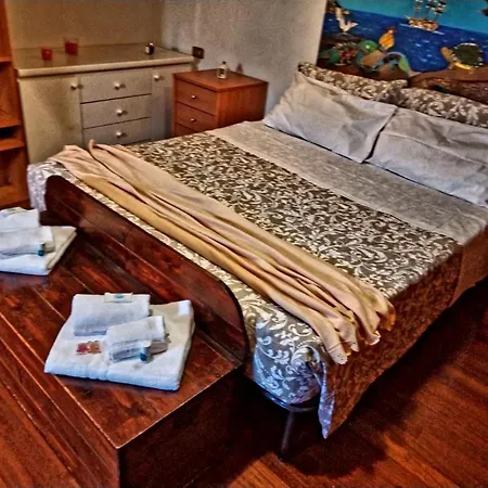 Perla Bianca Delle 5 Terre ラ・スペツィア